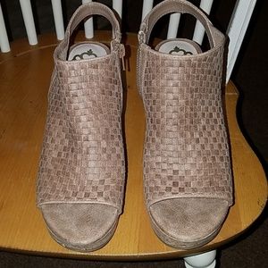 Fergalicious Rasta Wedges